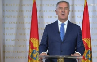 Djukanovic: “Meclisi feshetmeyeceğim”