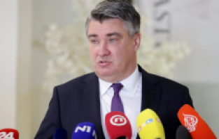 Milanoviç: "Banja Luka'da meydan devrimi yapılmaya çalışılıyor"