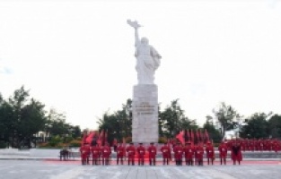 Arnavutluk’un faşizmden kurtuluşunun 78. yıl dönümü kutlandı