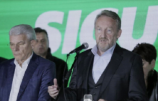 İzetbegoviç: "SDA için henüz hiçbir şey bitmiş değil"