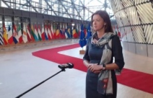 Slovenya Dışişleri Bakanı Fajon'dan ümit verici açıklama