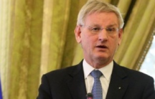Carl Bildt: “Kosova'nın AB üyelik başvurusuyla işler daha da kızışacak“