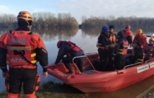 Bosna Hersek'in Sava Nehri'nde kaybolan 5 Türk vatandaşı için AFAD'dan destek