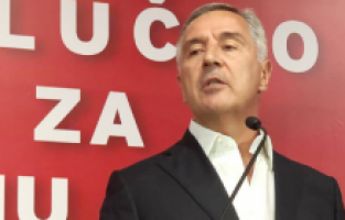 Djukanovic: “Hükümet teklifi anayasaya uygun değil”