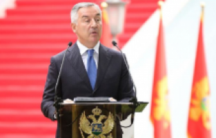 Djukanovic: "Karadağ, siyasi krizden çıkış için AB'nin yardımına muhtaç"