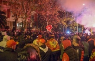 Karadağ'daki protestoya polis müdahalesi