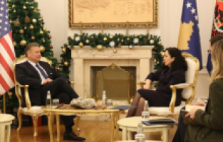 Osmani, Escobar'la görüştü: "Barikatlar derhal kaldırılmalı"