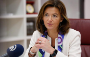 Karadağ'a AB uyarısı