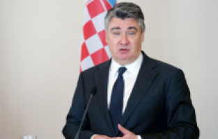 Milanovic: “Ukrayna’ya silah göndermek savaşı uzatır”