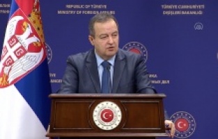 Sırp bakan Dacic: "İsveç'te Kur'an-ı Kerim yakılması büyük bir trajedi"