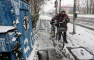 Slovenya ve Hırvatistan’da mevsimin ilk ciddi kar yağışı