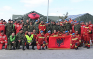 Arnavutluk kurtarma ekiplerinin deprem izlenimi: "Bunun gibisi yoktu"