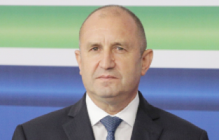 Bulgaristan Cumhurbaşkanı Radev, AB Konseyi Başkanı Michel ile görüştü