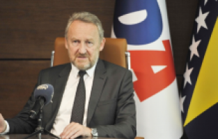 İzetbegoviç: „Yardım için elimizden gelen her şeyi yapacağız“