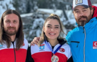 Milli Kayakçı Sıla Kara, Bosna Hersek’te bronz madalya kazandı