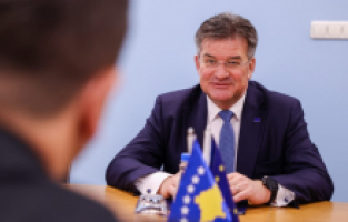 AB Özel Temsilcisi Lajcak’ın Kosova temasları devam ediyor