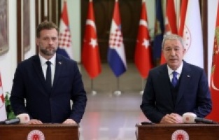 Hırvatistan Savunma Bakanı Banozic'ten Türkiye'ye teşekkür