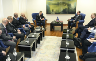 Kurti, Türk iş insanlarıyla görüştü