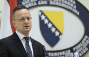 Szijjarto: "AB, Batı Balkan ülkelerini birliğe katmamakla hata etti"