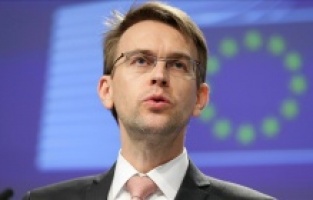 AB'den Kosova ile Sırbistan'a gerilimi azaltma çağrısı