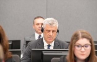 Eski Kosova Cumhurbaşkanı Taçi, savaş suçundan yargılandığı Lahey'de ifade verdi