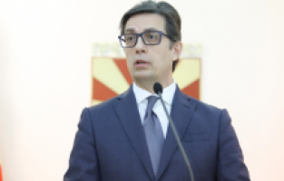 Pendarovski: “Bulgaristan’ın talebi skandal”