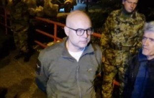 Sırbistan Savunma Bakanı: "Ukrayna'ya silah gönderdiğimiz yalan"