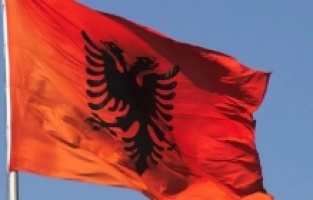 Arnavutluk’ta yerel seçimler 14 Mayıs'ta düzenlenecek