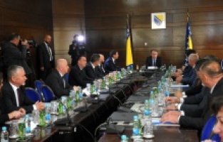 Bosna Hersek'te "federasyon hükümeti" göreve başladı