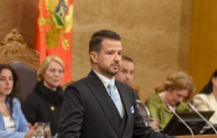 Karadağ'ın yeni cumhurbaşkanı Milatovic yemin ederek görevine başladı