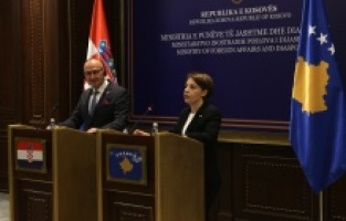 Kosova Dışişleri Bakanına göre "bölgede ikinci bir Sırp Cumhuriyeti'ne gerek yok"