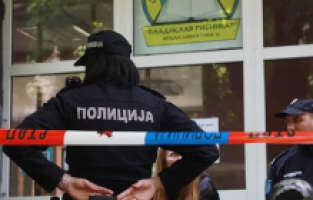 Sırbistan 2 silahlı saldırıyla sarsılırken, bölge ülkeleri güvenlik önlemlerini artırıyor