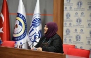 Star gazetesi yazarı Sibel Eraslan, Saraybosna'da söyleşiye katıldı