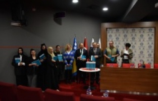 Türk Edebiyatı İsimler Sözlüğü Saraybosna'da tanıtıldı