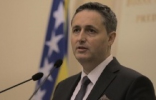 Becirovic: “Dodik'e yönelik AB yaptırımları sıkılaştırılmalı“