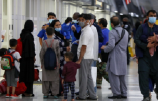 Arnavutluk’tki Afganların bekleyişi sürüyor