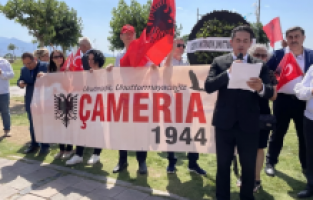 İzmir’de Arnavut asıllı vatandaşlar Çamerya katliamını hatırlattı