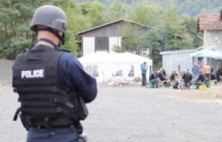 Kosovalı polisler serbest bırakıldı