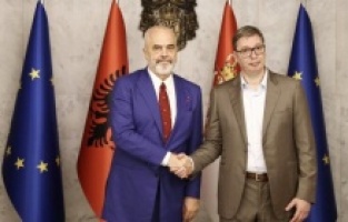 Rama ve Vucic bir araya geldi