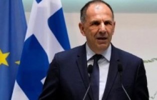 Yunanistan'dan Arnavutluk'a AB tehdidi