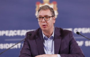 Sırp lider Vucic, erken genel seçimi 17 Aralık'ta yapmaya hazır olduklarını söyledi