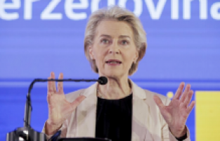 AB Komisyonu Başkanı von der Leyen: Bosna Hersek'in geleceği AB'de