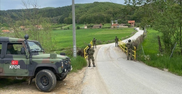 Mehmetçik, Kosova’da devriye faaliyetlerini sürdürüyor